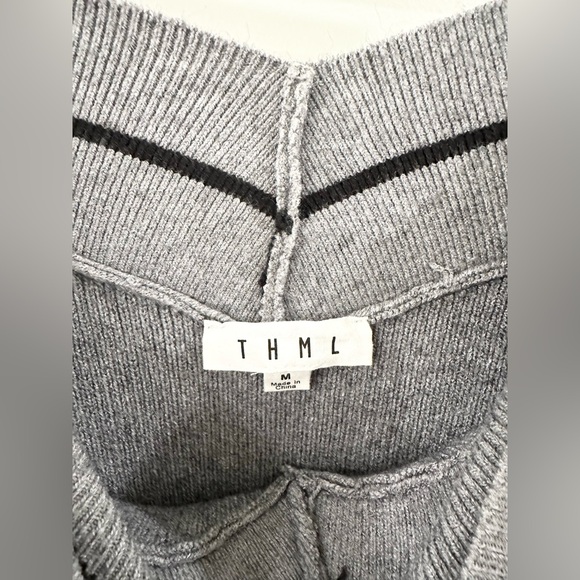 THML Ruffle Detail Off Shoulder Sweater Gray Size Medium - Picture 5 of 6